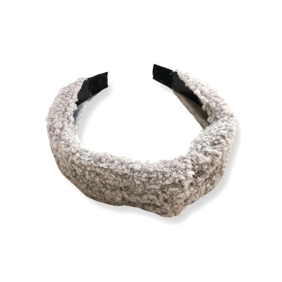 🔴 5 for $10 ONE Grey Knitted Girls’ Head Band - Picture 1 of 3